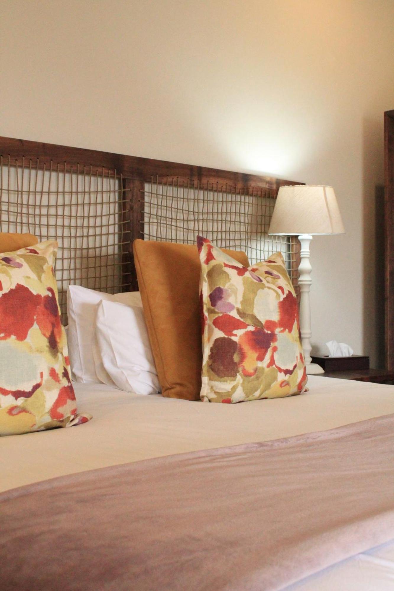 Hilton Bush Lodge & Function Venue 외부 사진